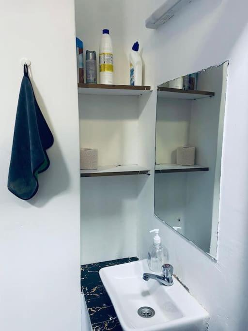 Arabel Studio Apartment Nanyuki Kültér fotó