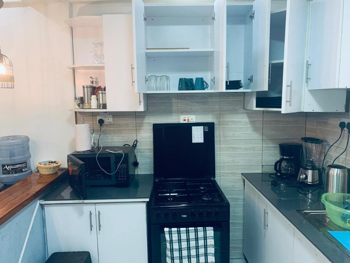 Arabel Studio Apartment Nanyuki Kültér fotó